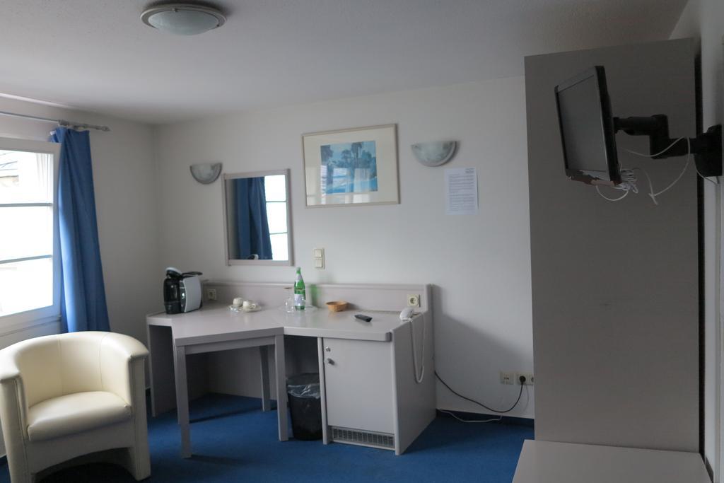 Das Kleine Altstadt Hotel 베른카슈텔쿠에스 객실 사진