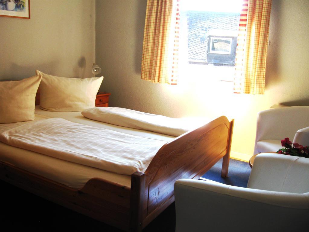 Das Kleine Altstadt Hotel 베른카슈텔쿠에스 객실 사진